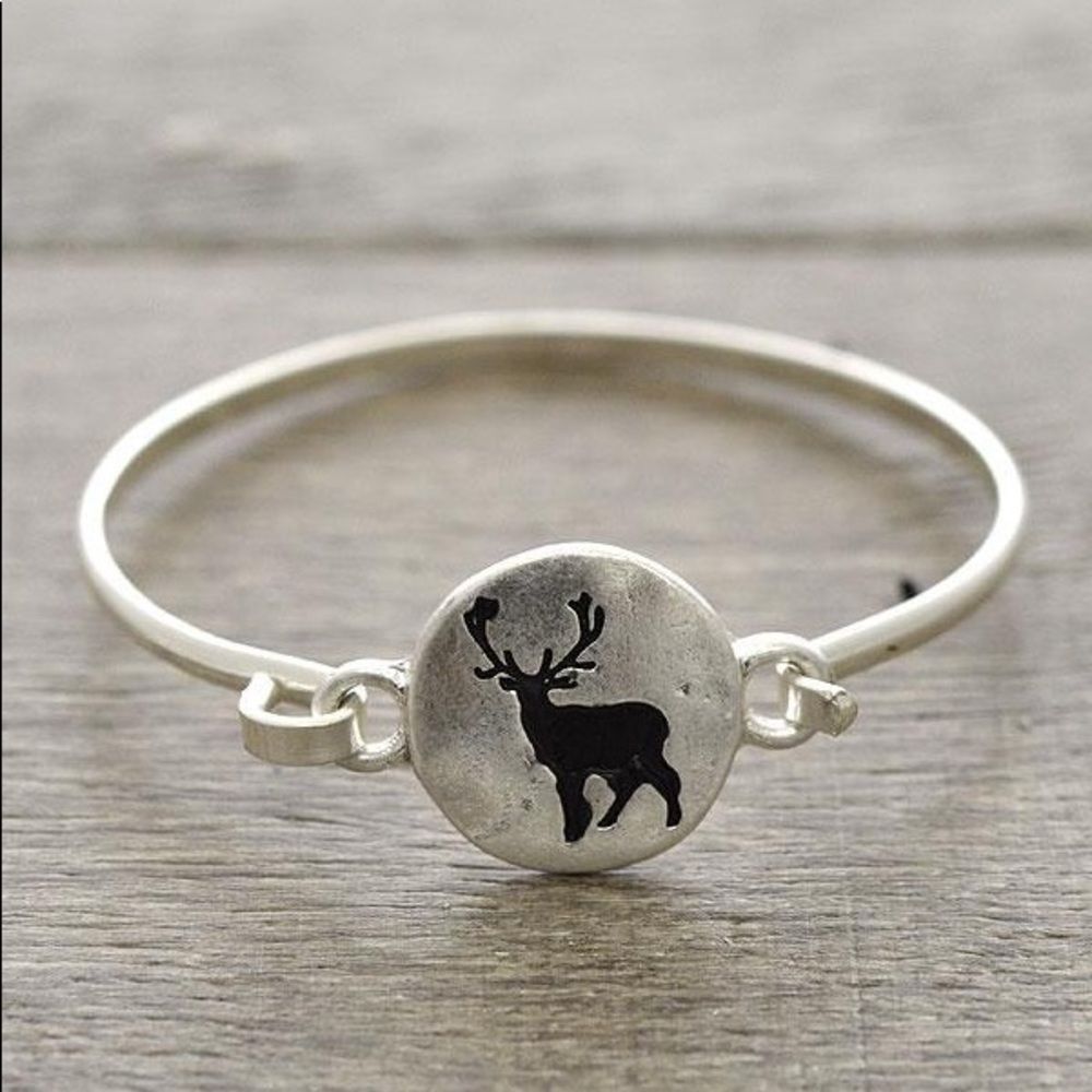 Deer silhouette wire silver bracelet